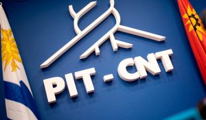 El PIT-CNT plantea más impuestos para eliminar la pobreza infantil, ¿y los actuales?