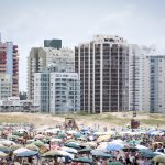 Temporada de verano estalló en la previa de Navidad: Punta del Este con ocupación plena, más vuelos y fuerte presencia de argentinos