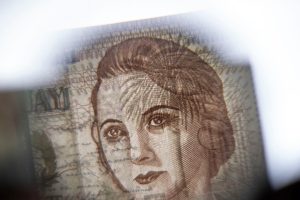 Estancamiento y salida de empresas: ¿Se agotó la “buena suerte” económica de Uruguay? | Análisis del CED