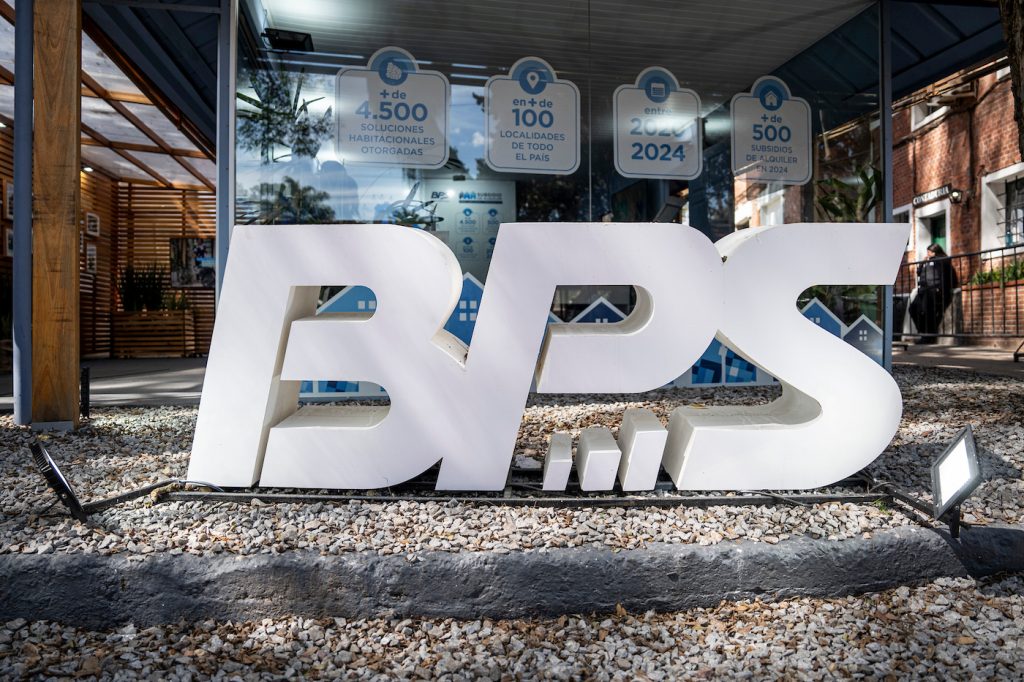 Presidenta de BPS proyectó aumento del 6% en enero para jubilados y mejora extra para las pasividades mínimas