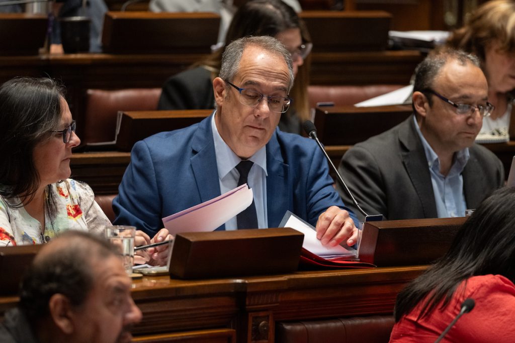 Oposición pidió renuncia de presidenta de Jutep y FA bloqueó interpelación al no llevarla al debate