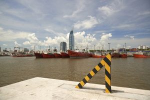 Del interior de Uruguay al mundo: la historia de Walter que viven entre altamar y Sevilla