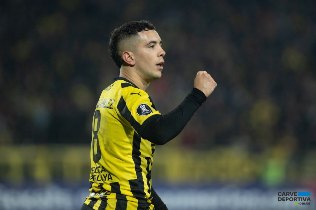 Leo Fernández podría dejar Peñarol para continuar su carrera en el exterior