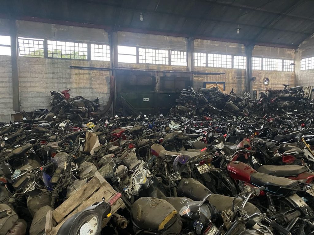 Reclusos de Campanero reciclarán motos incautadas por Intendencia de Lavalleja tras firma de convenio conjunto