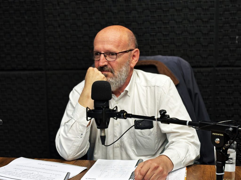 Cómo es la propuesta de impuesto para el 1% más rico: con Carlos Grau, economista del Cinve