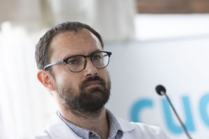 Hospital del Cerro «está estresado» por la alta demanda pero nuevo tomógrafo «es un cambio sustancial»