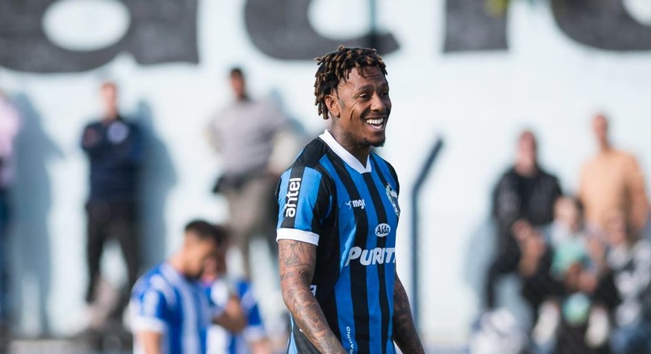 Sigue la danza de nombres en el Mercado de Pases del fútbol uruguayo