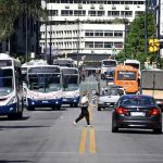 Economista de Ceres advierte que proyecto de transporte metropolitano podría profundizar el vaciamiento del centro
