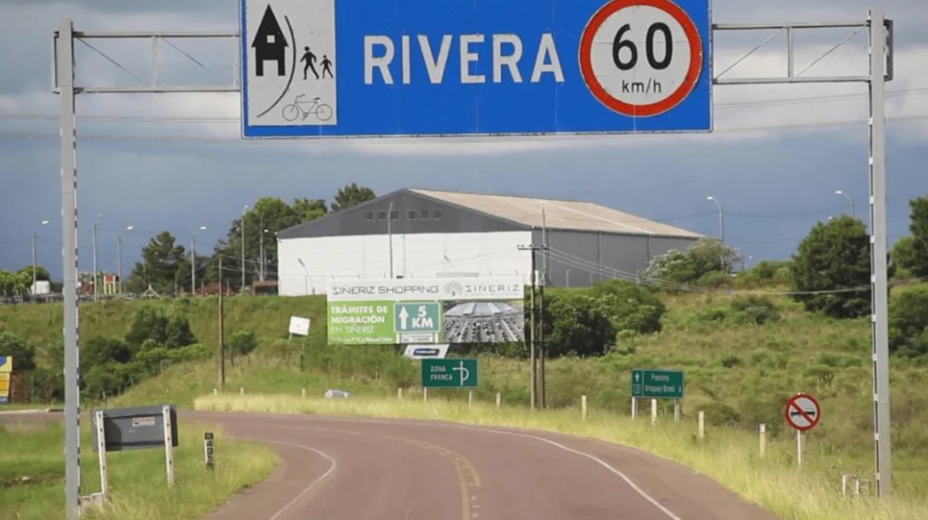 Rivera entre la expectativa económica y el shock por un ataque a machetazos en partido sub 17