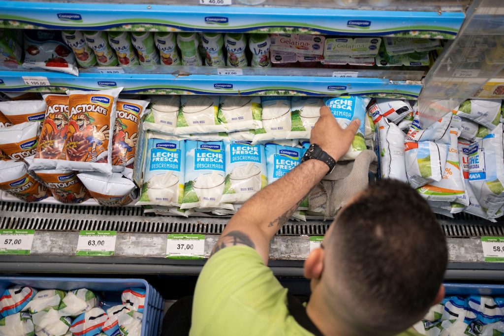 Leve suba del precio de los lácteos