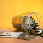 ¿Recaudar más o achicar?