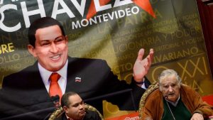 Petrodiplomacia: el libro que narra 30 años de relación entre Uruguay y el chavismo