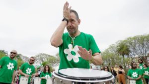 Entrevista: Nicolás Arnicho presenta un «show didáctico» en el parque Villa Dolores