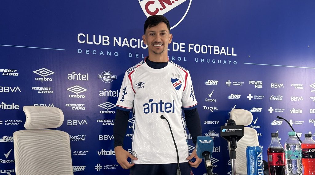 Nacional presentó nuevos jugadores y comenzó con los entrenamientos