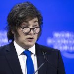 Milei sigue en Davos donde hoy firmará la integración de Argentina a la Junta de la Paz