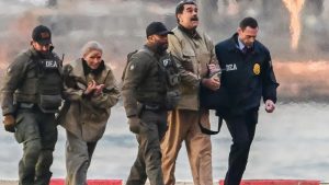 Maduro enfrenta a la Justicia en EE.UU. y Venezuela queda bajo un gobierno de transición tutelado por Washington