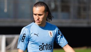 Laxalt define hoy si jugará en Peñarol