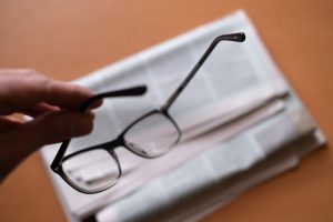 Uruguay tiene más confianza en los medios tradicionales que otros países de la región, pero casi la mitad de la población evita noticias