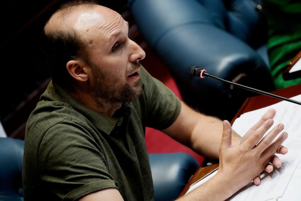 Sabini: “El Parlamento no puede quedar omiso ante lo ocurrido con Cardama”