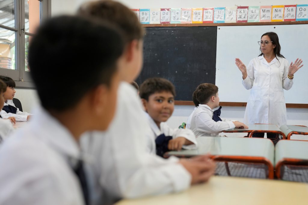 Mayoría de uruguayos respalda la educación sexual obligatoria en Primaria y expertos la consideran un derecho humano