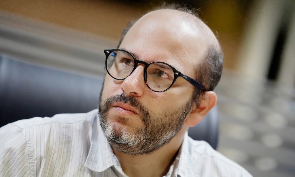 Encuentran  archivos sobre dictadura en el Parlamento