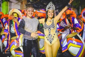 Melo vive su carnaval con gran convocatoria y homenaje tras la muerte de un referente de la zamba