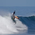 Martín Ottado sueña con hacer historia y llevar al surf uruguayo a los Juegos Olímpicos