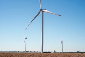 La nueva era de la electricidad: el mundo demandará 50% más energía y Uruguay enfrenta una oportunidad estratégica