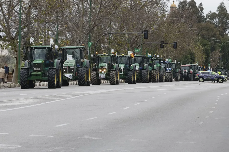 Madrid colapsada por manifestaciones de tractores contra acuerdo UE-Mercosur
