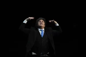 El gobierno busca reducir el impacto por los mensajes que se filtraron en la Causa Libra