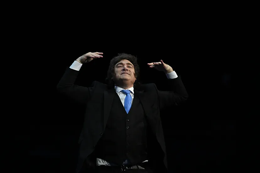 El gobierno busca reducir el impacto por los mensajes que se filtraron en la Causa Libra