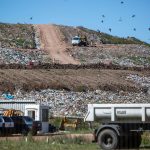 Concejal de Empalme Olmos rechaza instalación de megabasurero; juntan firmas para suspender iniciativa