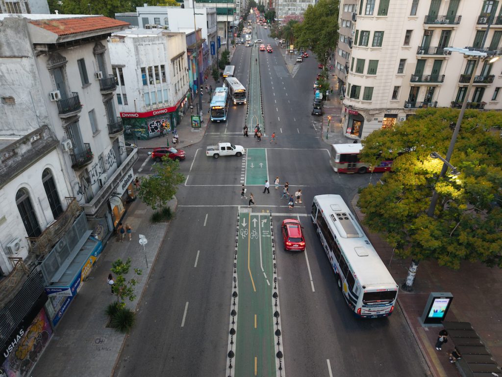 Gobierno recibe informe por túnel en 18 de Julio