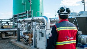 Gobernador de Entre Ríos compara Hif global con Botnia y entrevera todo