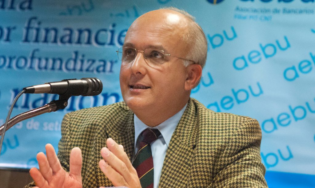 En empresas estatales, Brasil está veinte años adelante de Uruguay