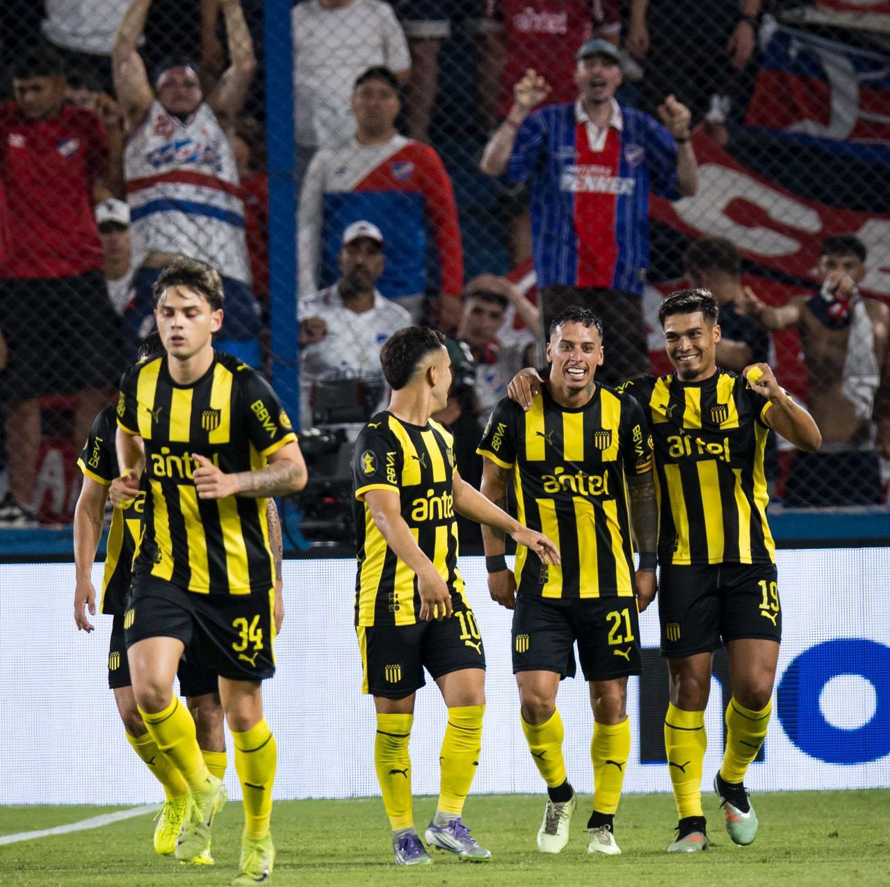 Peñarol le ganó 1 a 0 a Nacional por la cuarta fecha del Torneo Apertura