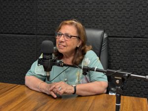 Ana Olivera: «El político no debe creérsela, y mi antídoto fue seguir siendo profesora en Secundaria»