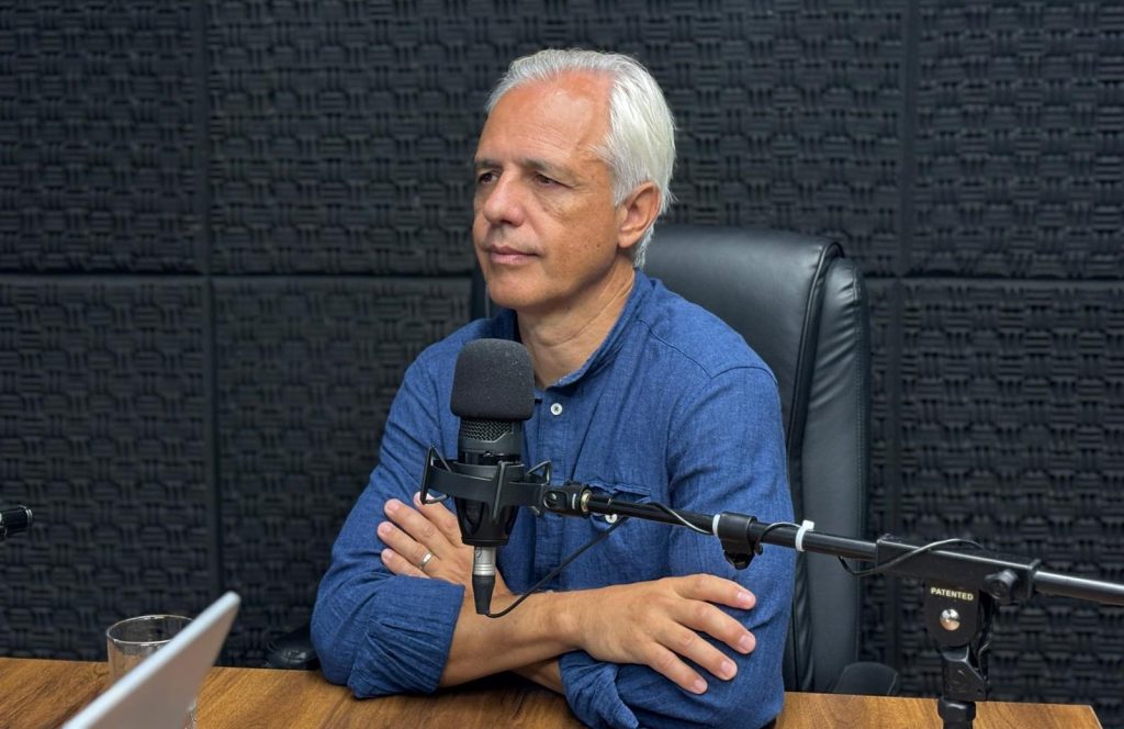 Garcé: «El gobierno se tiene que acercar al Frente Amplio»