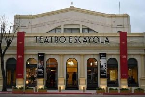 El Teatro Escayola apuesta a una intensa programación en su mes aniversario