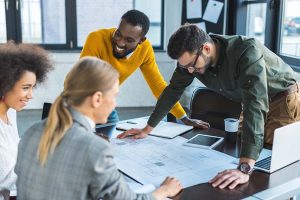 Día Mundial de la Seguridad y la Salud en el Trabajo: Garantizar un entorno psicosocial saludable | Análisis del Estudio Posadas