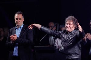 Con el acompañamiento de Javier Milei, el jefe de Gabinete Manuel Adorni brinda su informe de Gestión en Diputados
