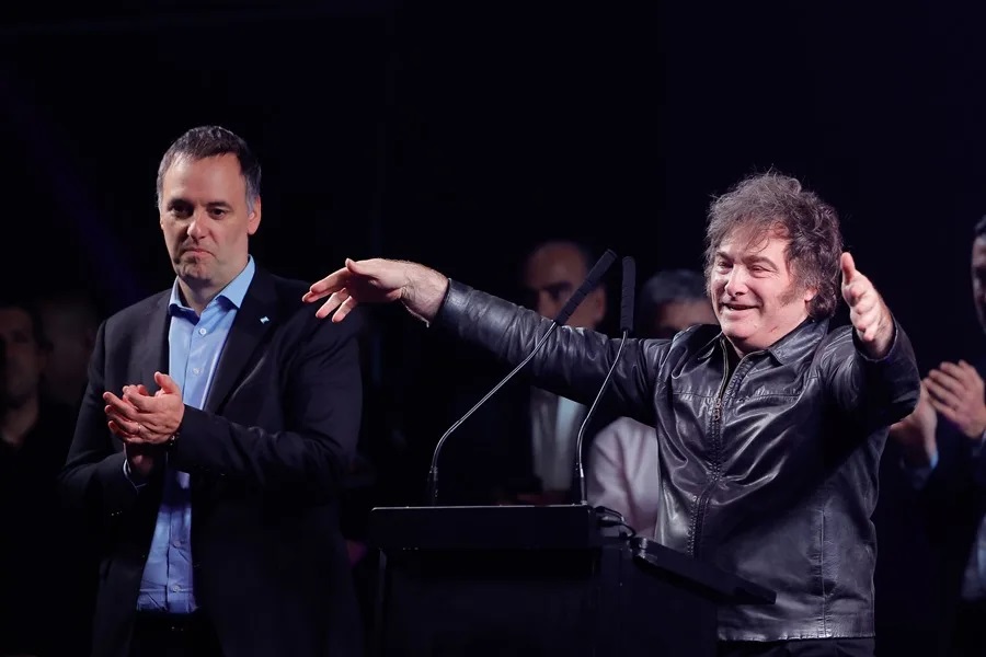 Con el acompañamiento de Javier Milei, el jefe de Gabinete Manuel Adorni brinda su informe de Gestión en Diputados