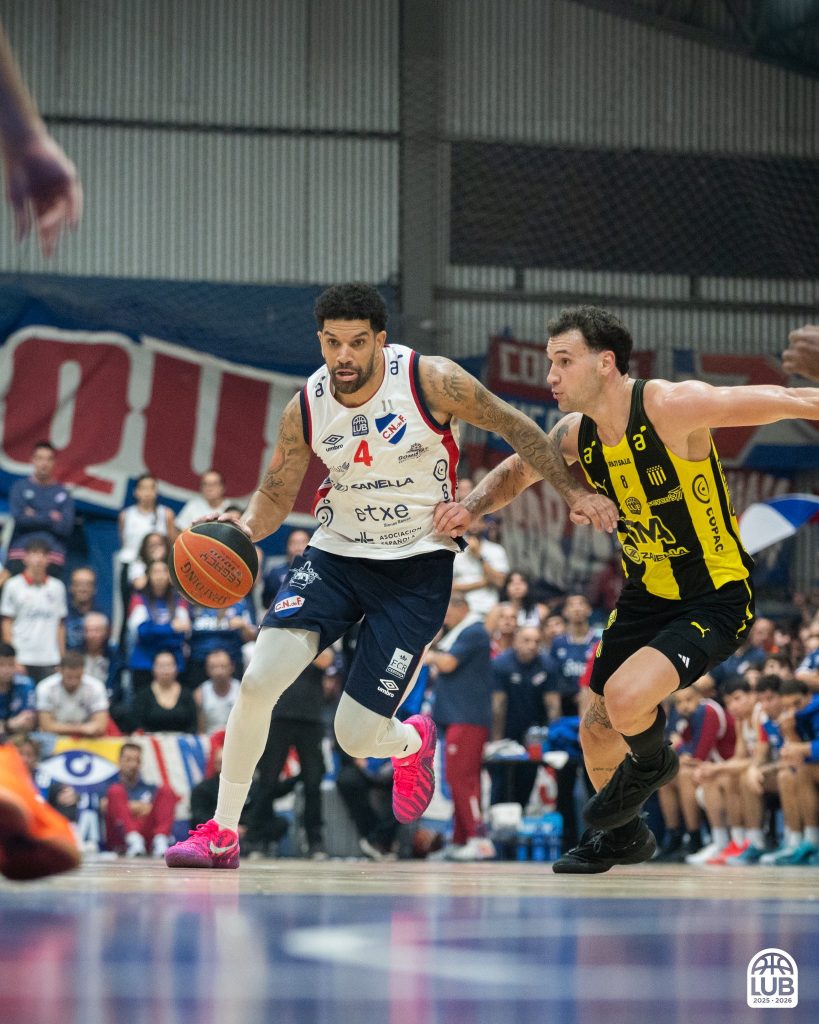 LUB: Peñarol le ganó el clásico a Nacional en un partido que terminó con incidentes