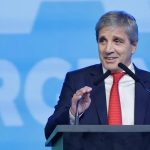 El ministro de Economía Luis Caputo ya está en los Estados Unidos para formar parte de la cumbre del FMI