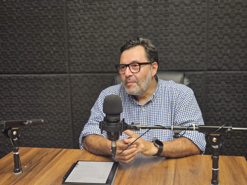 Industria TIC uruguaya crece menos y enfrenta presión por costos y dólar bajo