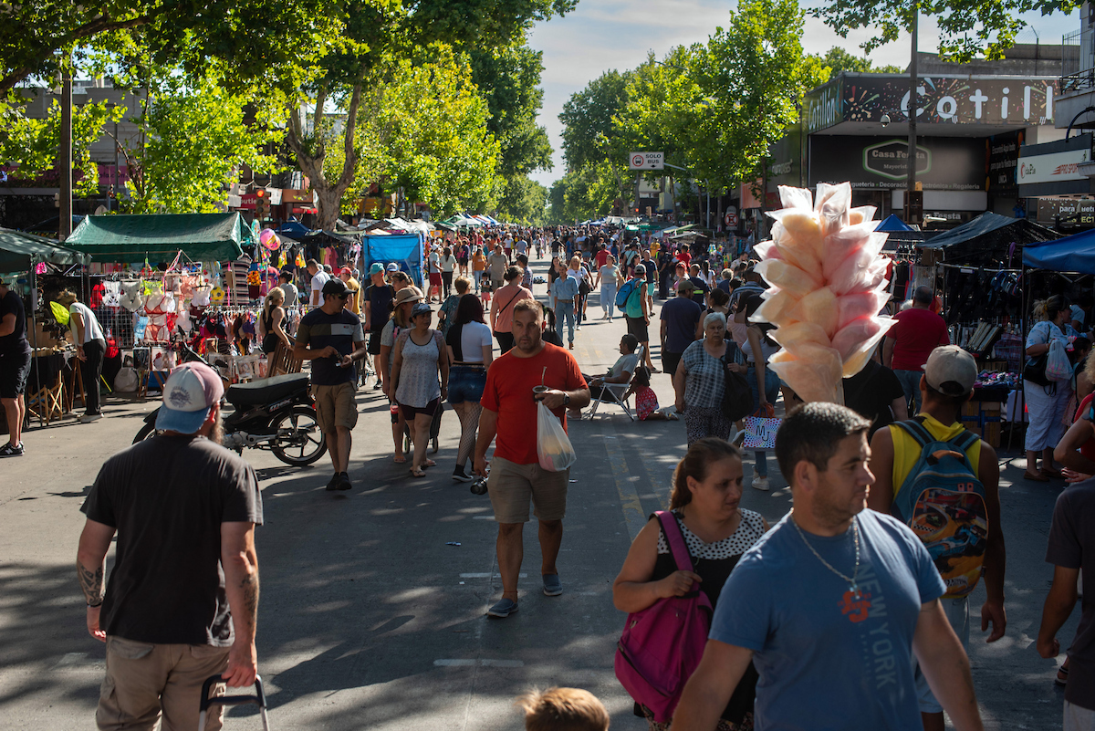 Presidenta de la Asociación Comercial del Uruguay: “Va a ser nefasto” si se reduce la jornada laboral porque “se va a afectar la productividad de las empresas”