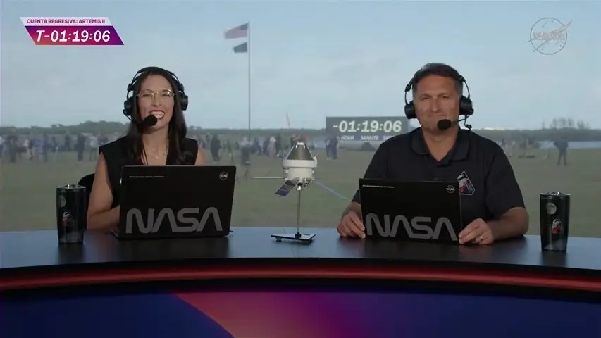 Noelia González, la periodista uruguaya que condujo transmisión histórica de la misión a la órbita de la Luna