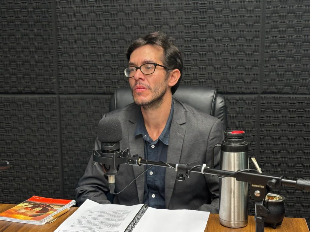 ¿Qué objetivos persigue el proyecto de ley de Empleo Integral que el gobierno envió al Parlamento?