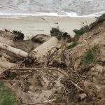 Convocan reunión vecinal con autoridades en La Floresta por deterioro de barrancas en distintas playas del balneario