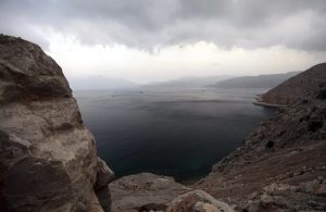 Trump pone en duda el alto al fuego porque el estrecho de Ormuz sigue cerrado